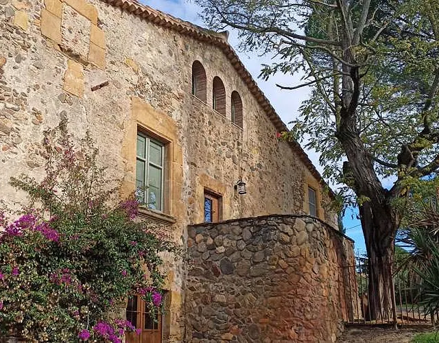 Construcciones y Restauraciones Cruïlles obras en masía